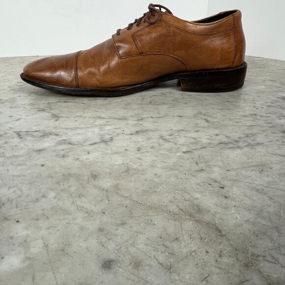 Men\'s Leather Johnston & Murphy Cap Toe Oxford. Size 13 in Tan main image 10
